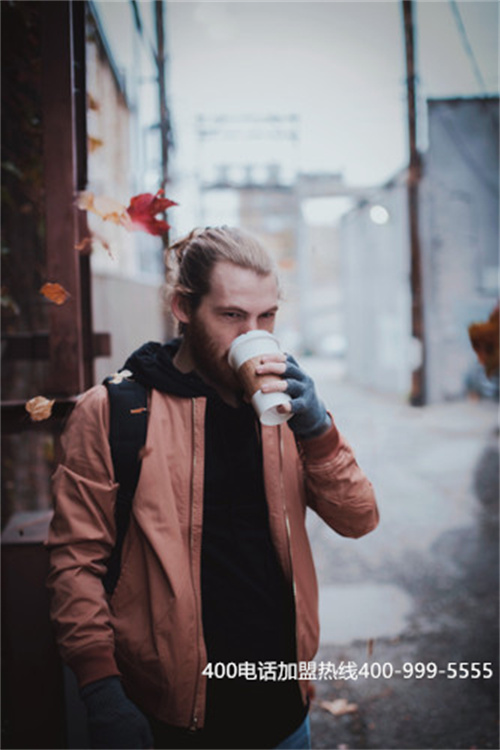 (怎么選擇400電話彩鈴的背景音樂呢)(400電話辦理怎么判斷運營商的專業性?)